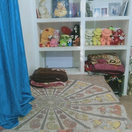 Saksham Guest House Jhusi Екстер'єр фото